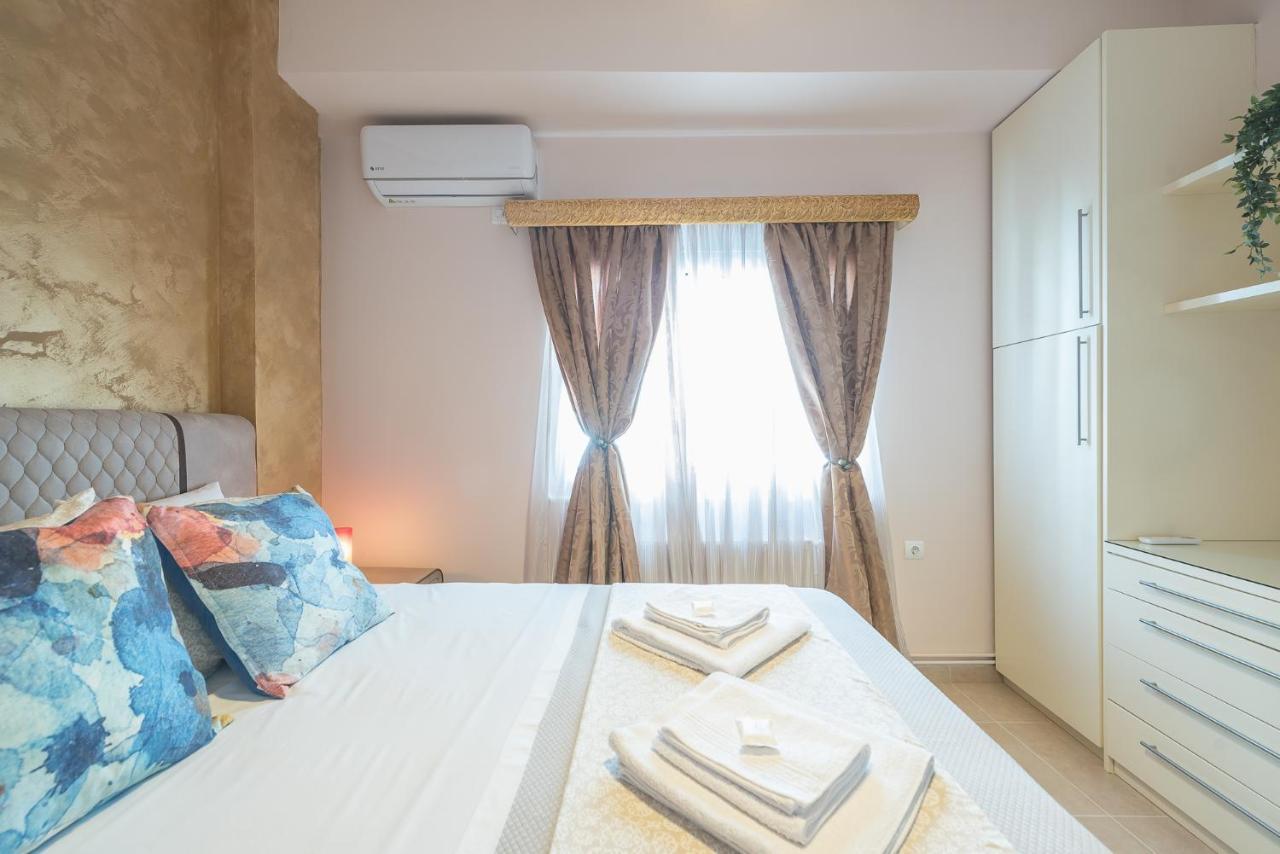 Lighthouse Apartment In The Heart Of Athen Exterior foto